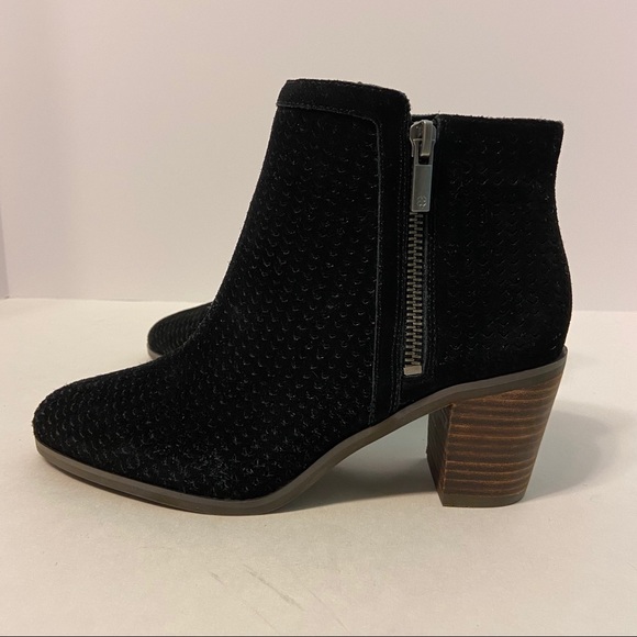 NWOT Lucky Brand Petre Perforated Suede Bootie - Picture 2 of 15